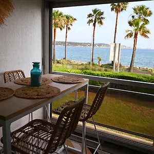 Appartement Duplex De Charme En Bord De, Sanary-sur-Mer